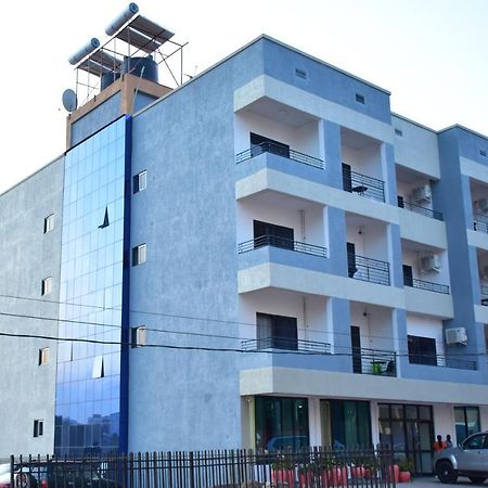 Centric Hotel Kigali Exterior foto