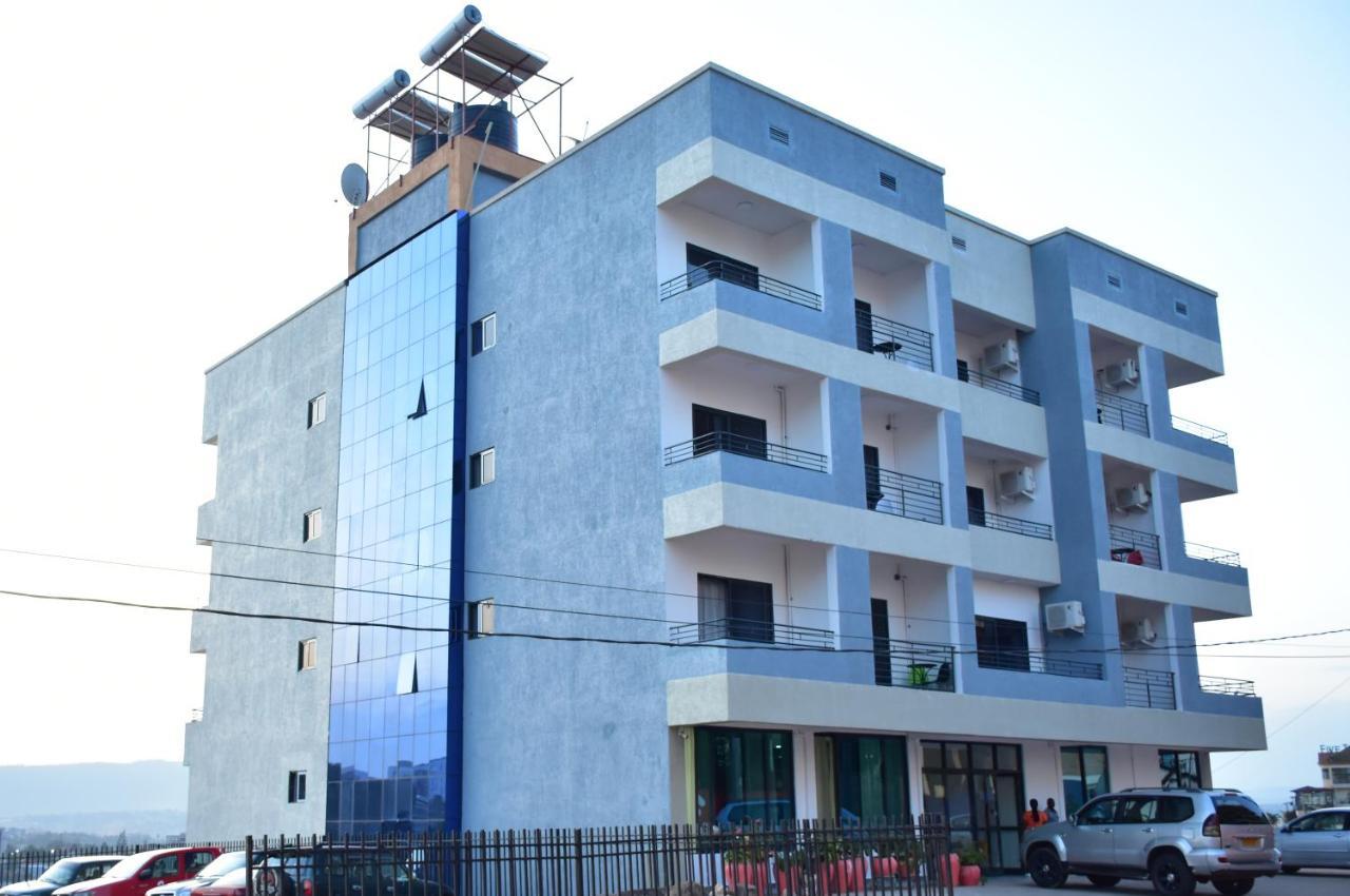 Centric Hotel Kigali Exterior foto